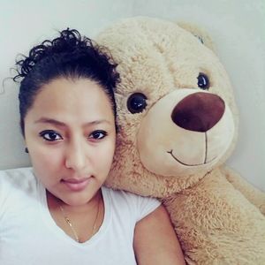 Meet your Posher, Nidia